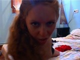 Vidéo porno mobile : Lena Harrys se donne en webcam